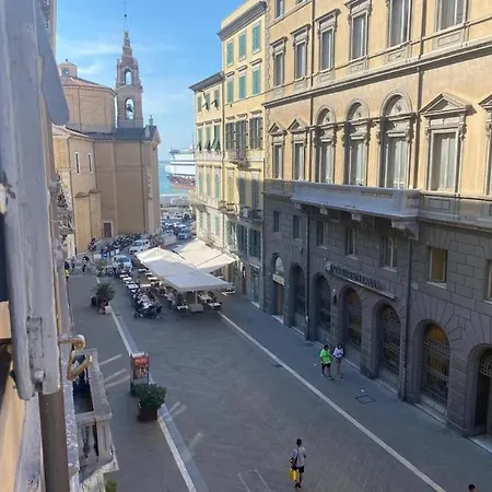 Tribunali, Musei, Mare, Porto A 5 Minuti Ancona